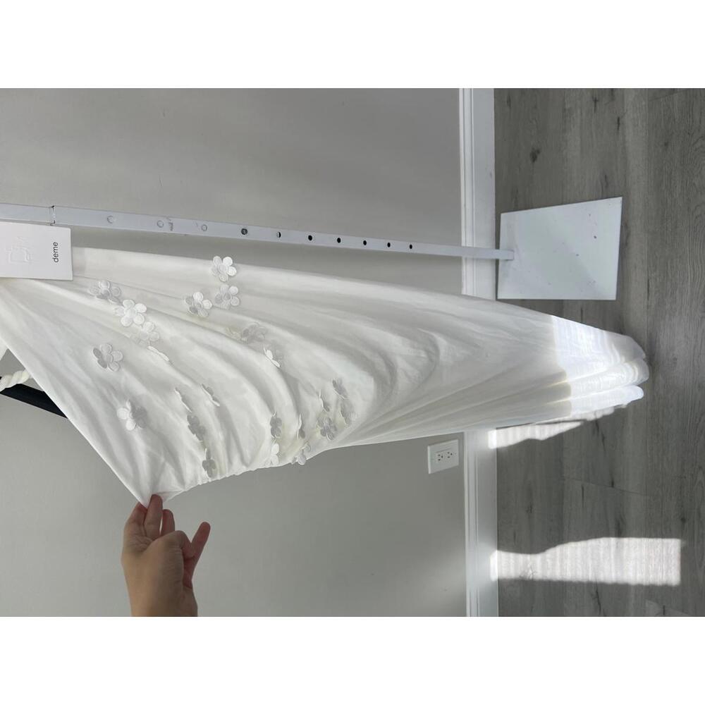 Deme by Gabriella Leslie Gown in White - Picture 4 of 9